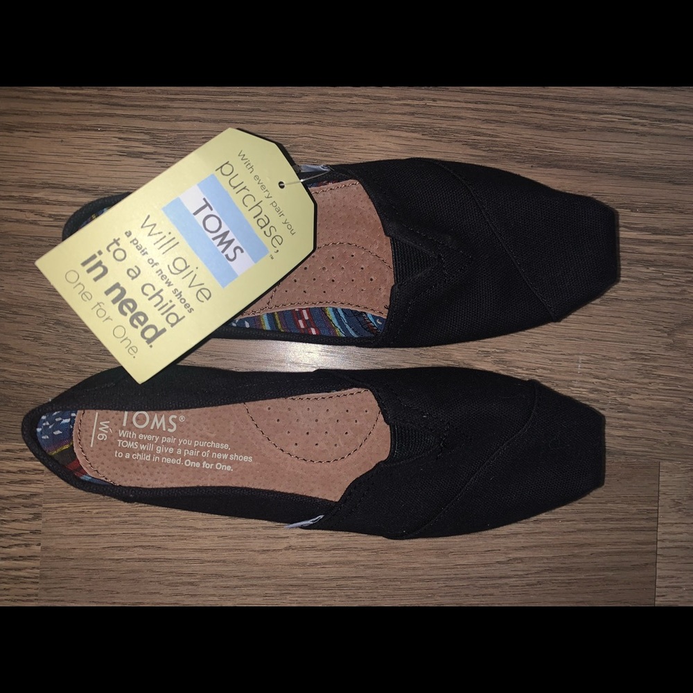 Women Toms